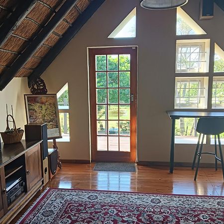 Little Tree Loft 2 Bed & Breakfast Uitenhage ภายนอก รูปภาพ